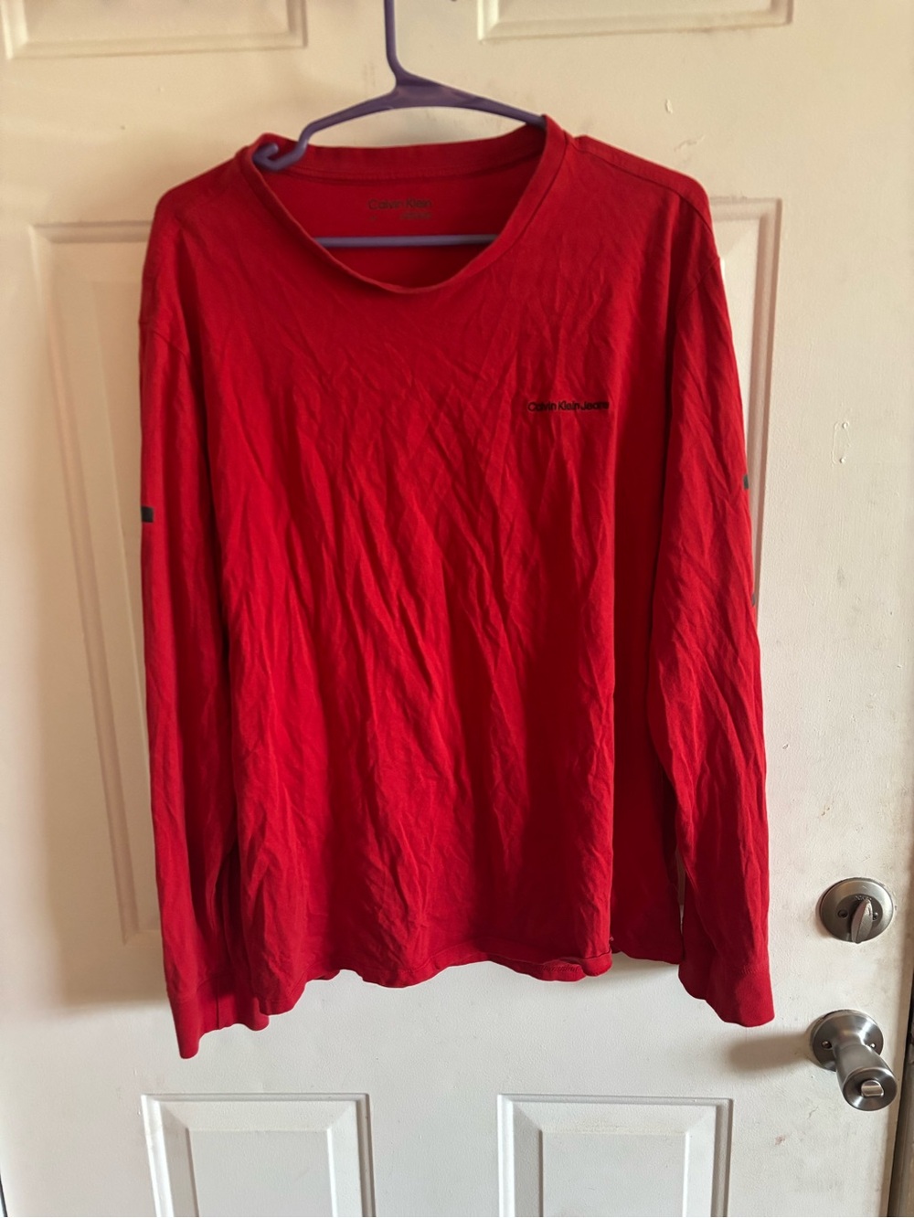 Calvin Klein Jeans Long Sleeve Crewneck in Bright Red